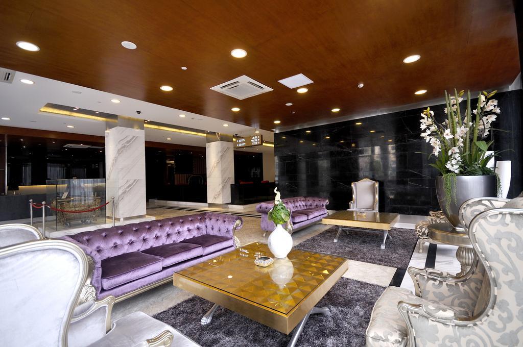 Kingtown Hotel Hongmei Шанхай Экстерьер фото