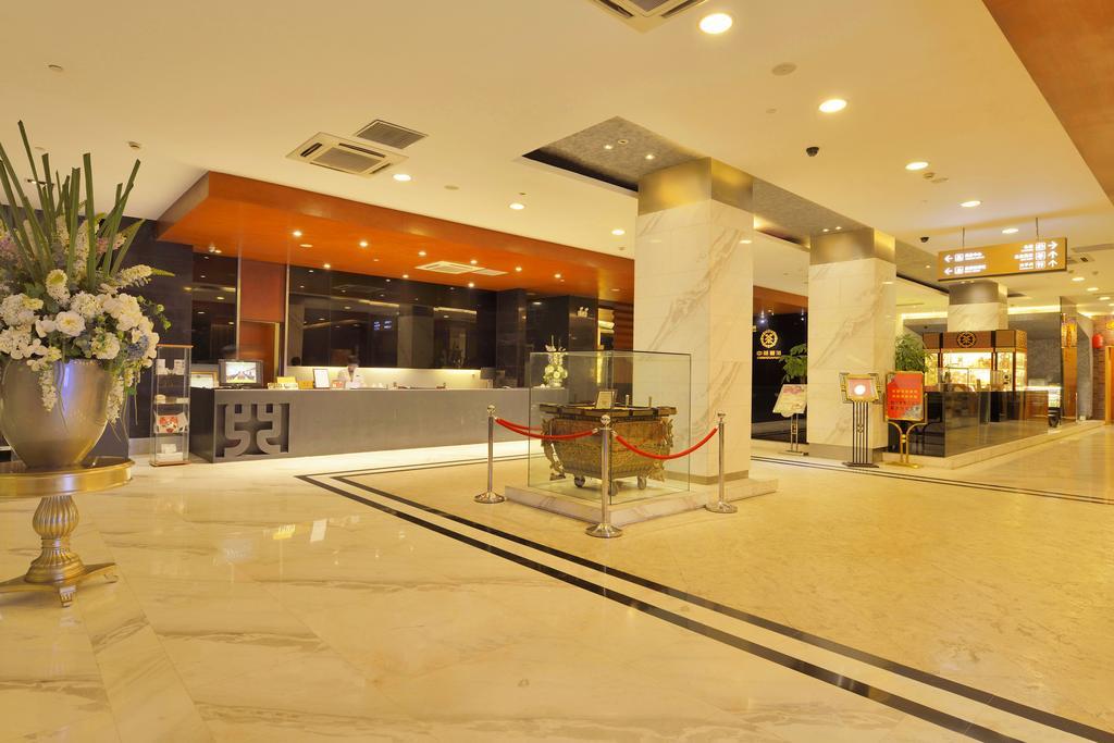 Kingtown Hotel Hongmei Шанхай Экстерьер фото