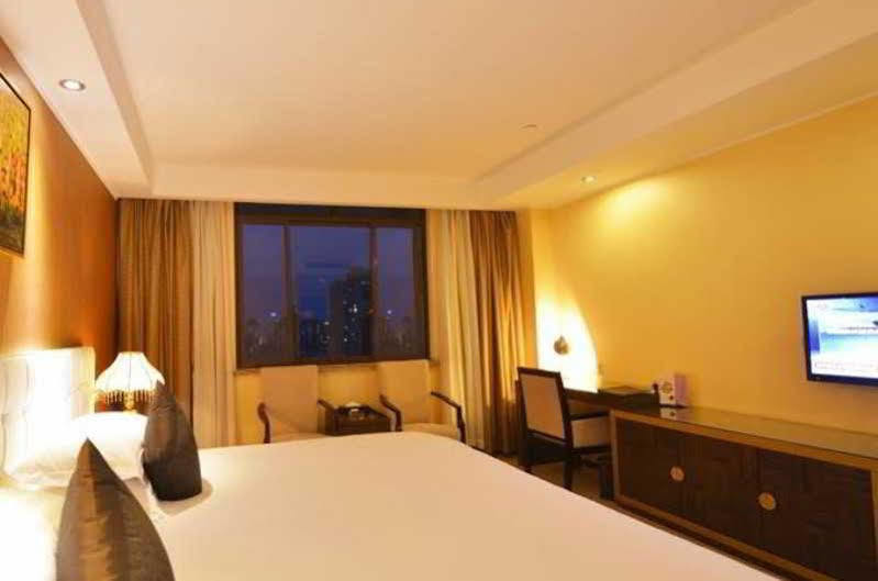 Kingtown Hotel Hongmei Шанхай Экстерьер фото